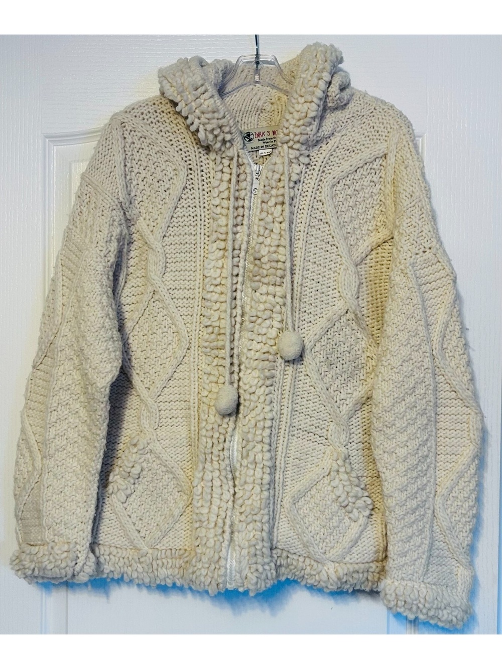 Vintage Inka's World 100% Wool Sweater Women's XL (chest circumference 42")